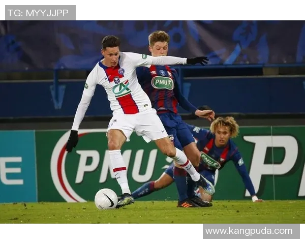 巴萨与巴黎巅峰对决精彩解说回顾全场焦点瞬间分析 巴萨与巴黎巅峰对决精彩解说回顾全场焦点瞬间分析