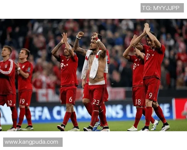 本菲卡与拜仁实力深度对比分析谁能在欧战中占据上风 本菲卡与拜仁实力深度对比分析谁能在欧战中占据上风